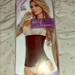 Brand new waist trainer